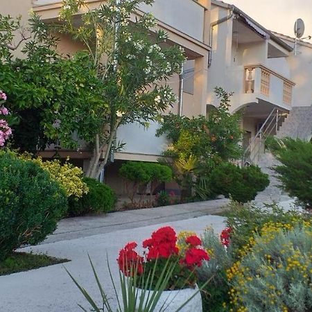 Apartments Golic Biograd Na Moru Exterior foto