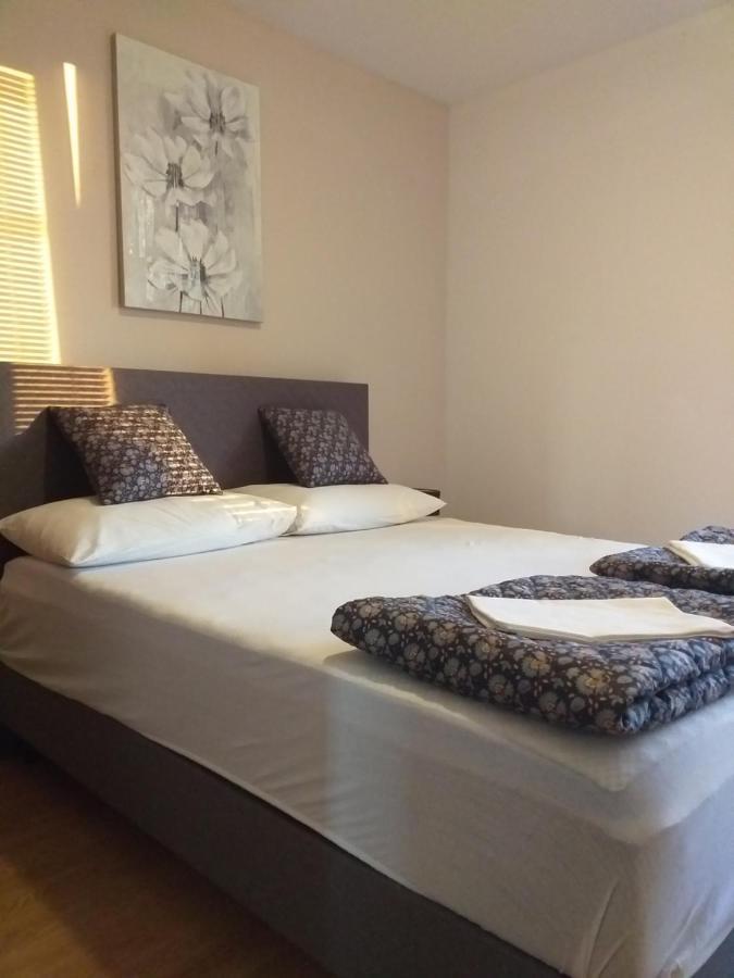 Apartments Golic Biograd Na Moru Exterior foto