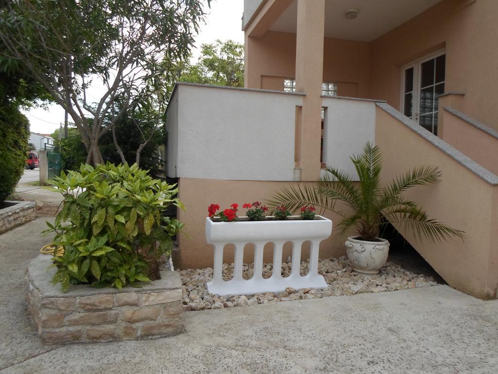 Apartments Golic Biograd Na Moru Exterior foto