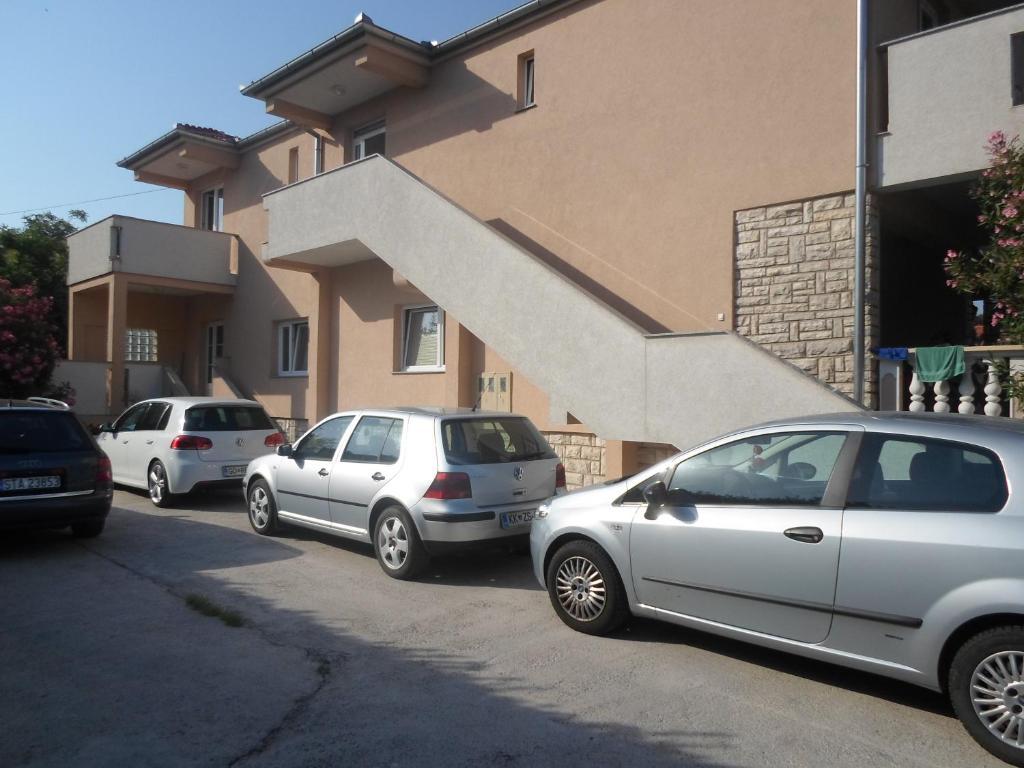Apartments Golic Biograd Na Moru Exterior foto