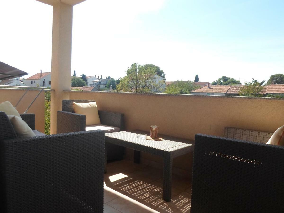Apartments Golic Biograd Na Moru Exterior foto